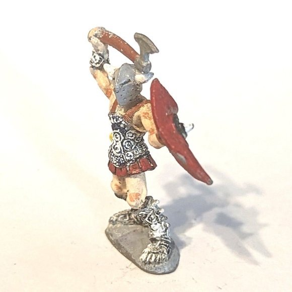 Vintage AD&D Ral Partha 01-124 (b) Warrior of Chaos Personalities 25mm Miniature - Picture 2 of 5